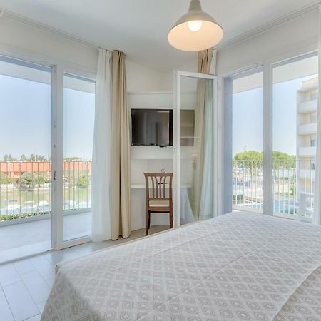 Apartaments Suites Ambassador Caorle Luaran gambar