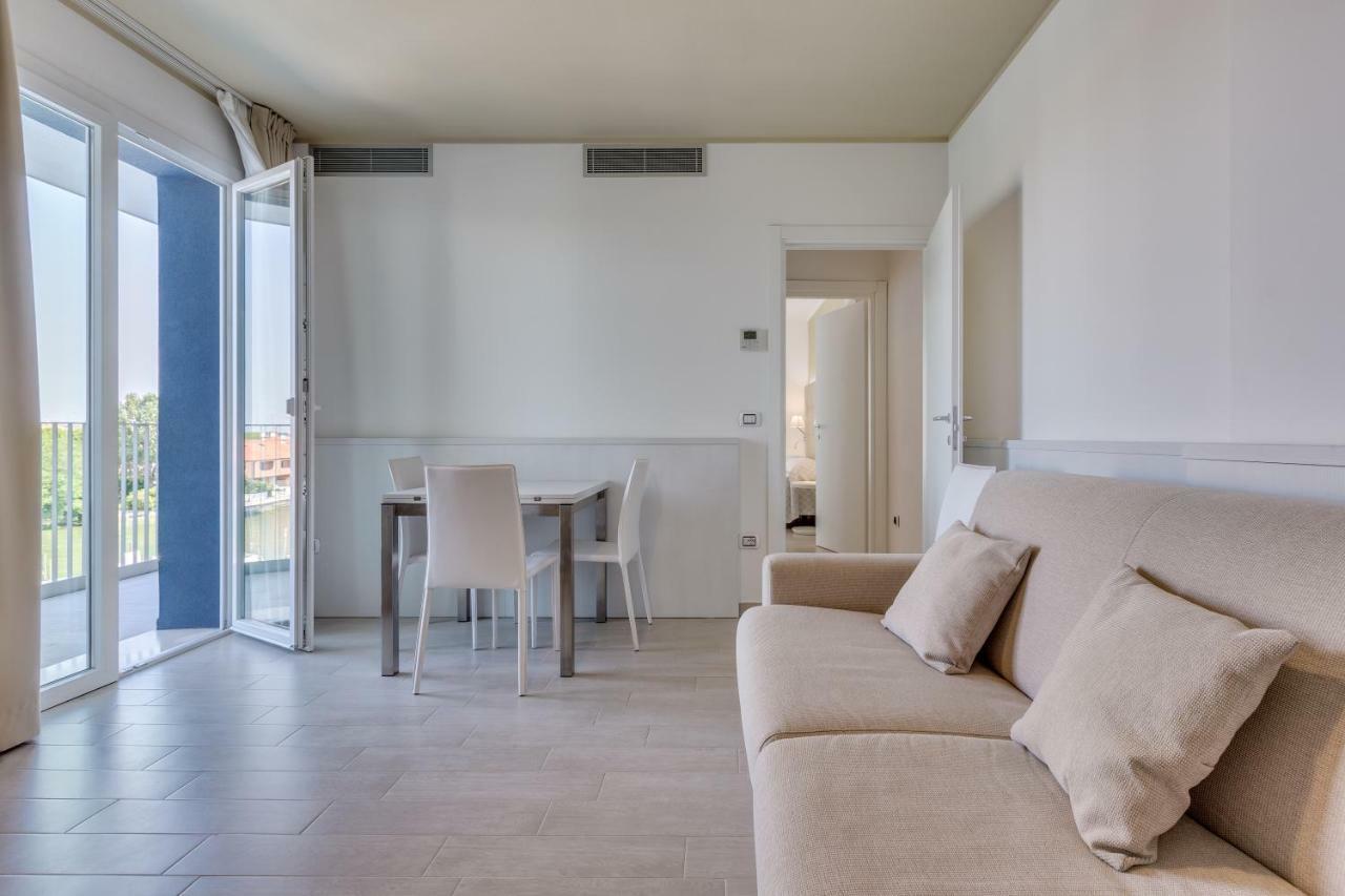 Apartaments Suites Ambassador Caorle Luaran gambar