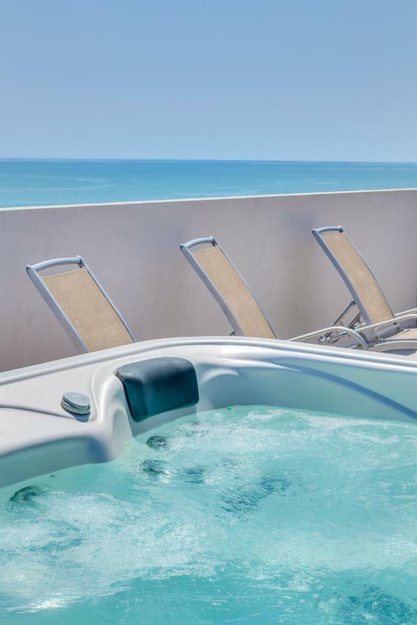 Apartaments Suites Ambassador Caorle Luaran gambar