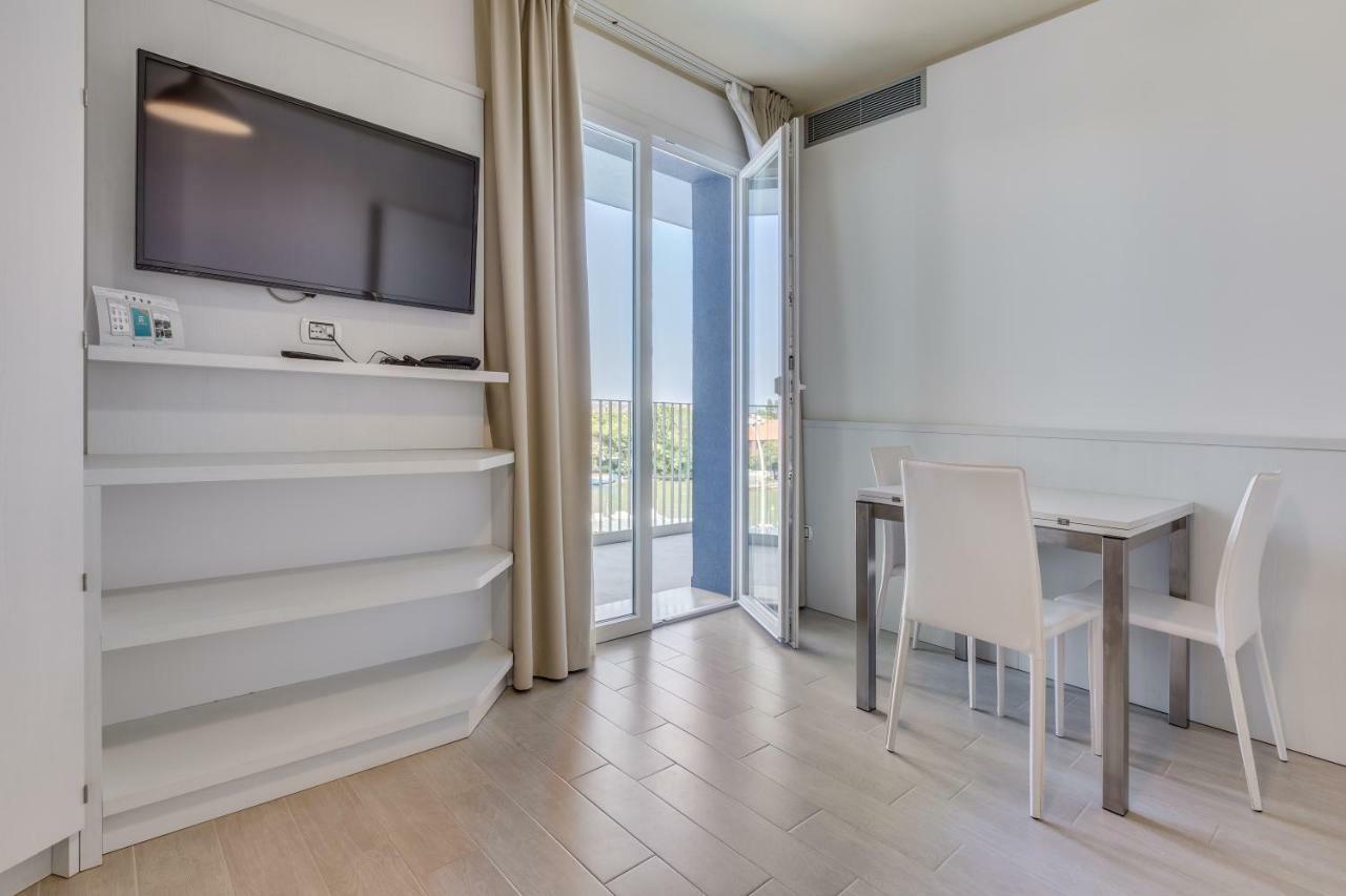 Apartaments Suites Ambassador Caorle Luaran gambar